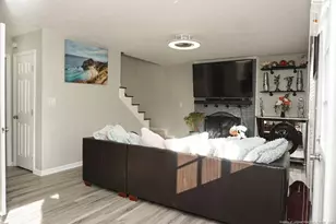 8363 King Rd, Fayetteville, NC 28306 - Photo 10