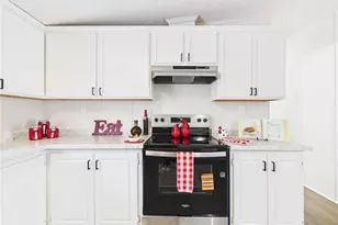 528 Heritage Way, Cameron, NC 28326 - Photo 10