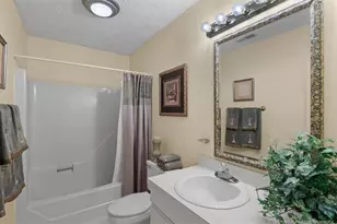 2500 Woodwind Dr, Fayetteville, NC 28304 - Photo 40