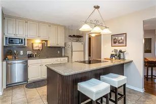 996 Point Hill Dr, Fayetteville, NC 28306 - Photo 12