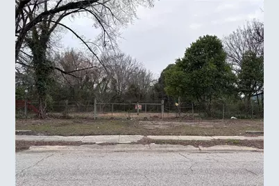 447 Hillsboro Street, Fayetteville, NC 28301 - Photo 8