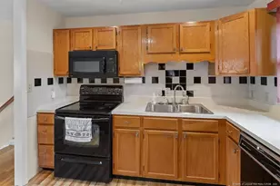 5828 Fairway Dr, Hope Mills, NC 28348 - Photo 16