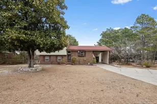 5828 Fairway Dr, Hope Mills, NC 28348 - Photo 2