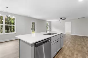 7806 Iron Ct, Fayetteville, NC 28306 - Photo 8