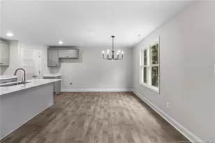 7806 Iron Ct, Fayetteville, NC 28306 - Photo 6