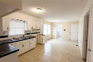 107 E Thigpen Rd, Conetoe, NC 27819 - Photo 4