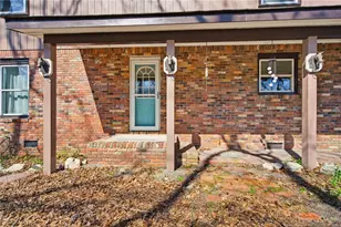 208 Kyra Ln, Maxton, NC 28364 - Photo 4