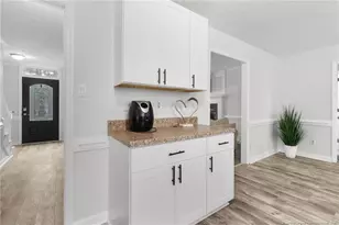 5587 Ashgrove Dr, Fayetteville, NC 28311 - Photo 8