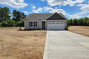 6080 Ari Ct, Fayetteville, NC 28312 - Photo 1