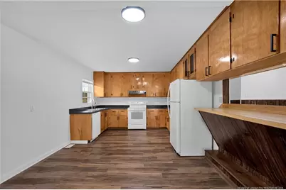 8161 E 130 Highway, Maxton, NC 28364 - Photo 10