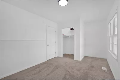 8161 E 130 Highway, Maxton, NC 28364 - Photo 18