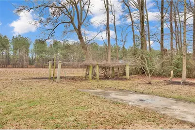 8161 E 130 Highway, Maxton, NC 28364 - Photo 34