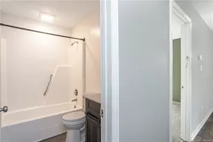 6470 Pittsfield Dr, Fayetteville, NC 28303 - Photo 16