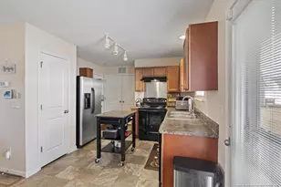 110 Greenwich Ct, Dunn, NC 28334 - Photo 10