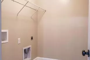 101 Lightwater Ct Ct, Aberdeen, NC 28315 - Photo 14