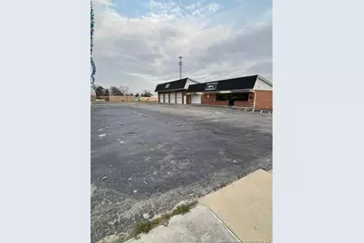 302 E 2nd Street E, Lumberton, NC 28358 - Photo 2