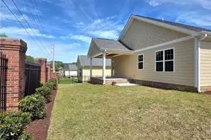 1822 Fordham Dr, Fayetteville, NC 28304 - Photo 32