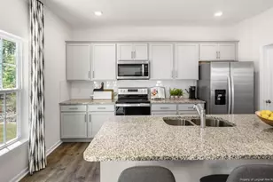 3081 Platinum Cir, West End, NC 27376 - Photo 6