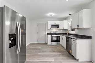 4709 Pamlico Rd, Fayetteville, NC 28304 - Photo 12