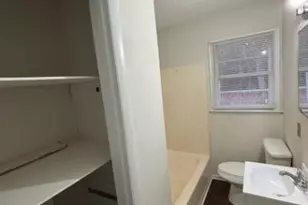 2512 Nobie St, Fayetteville, NC 28306 - Photo 10