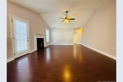 318 Hawthorne Drive, Raeford, NC 28376 - Photo 4