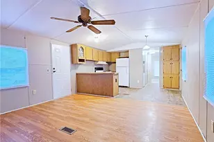 826 Rembrandt Dr, Fayetteville, NC 28314 - Photo 6