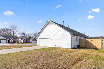 7234 Tollhouse Drive, Fayetteville, NC 28314 - Photo 30