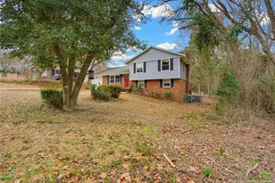 4935 Catalpa Cir, Hope Mills, NC 28348 - Photo 4