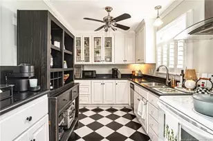 816 Greenland Dr, Fayetteville, NC 28305 - Photo 10