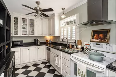 816 Greenland Drive, Fayetteville, NC 28305 - Photo 8