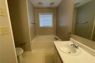 241 Waterdown Dr, Fayetteville, NC 28314 - Photo 16