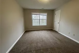 241 Waterdown Dr, Fayetteville, NC 28314 - Photo 4