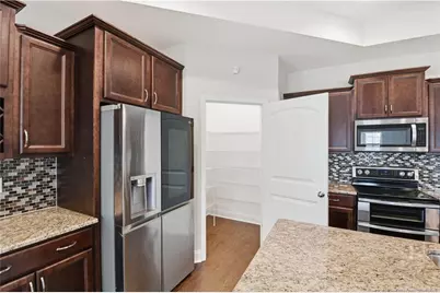 414 Longthorpe Road, Fayetteville, NC 28311 - Photo 8