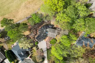 726 Piccadilly Ct, Sanford, NC 27332 - Photo 2