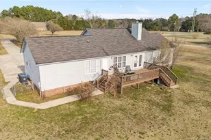 261 W Palmer St, Raeford, NC 28376 - Photo 32