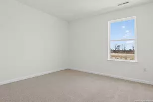 277 Maddox Dr, Aberdeen, NC 28315 - Photo 22