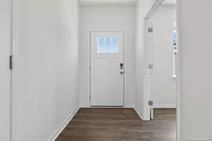 277 Maddox Dr, Aberdeen, NC 28315 - Photo 2