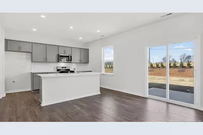 277 Maddox Drive, Aberdeen, NC 28315 - Photo 6