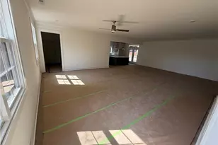 318 Pinecrest Dr, Fayetteville, NC 28305 - Photo 12