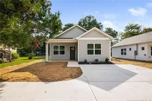 1130 N Fayetteville Ave, Dunn, NC 28334 - Photo 2