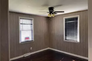 521 E 5th Ave, Raeford, NC 28376 - Photo 8