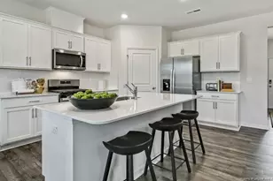 385 Hartfield Ave, Raeford, NC 28376 - Photo 10