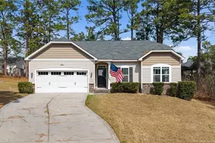 143 Lacey Ln, Aberdeen, NC 28315 - Photo 1