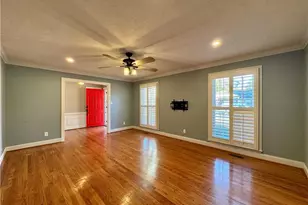 2723 Huntington Rd, Fayetteville, NC 28303 - Photo 4