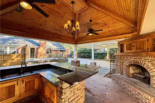 2723 Huntington Rd, Fayetteville, NC 28303 - Photo 26