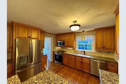 2723 Huntington Road, Fayetteville, NC 28303 - Photo 8