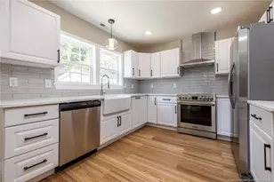 901 McKimmon Rd, Fayetteville, NC 28303 - Photo 6