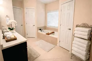 5236 Spreading Branch Rd, Hope Mills, NC 28348 - Photo 10