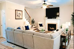 5236 Spreading Branch Rd, Hope Mills, NC 28348 - Photo 2