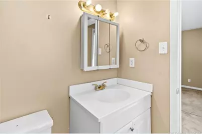 554 Glen Canyon Drive, Fayetteville, NC 28303 - Photo 20